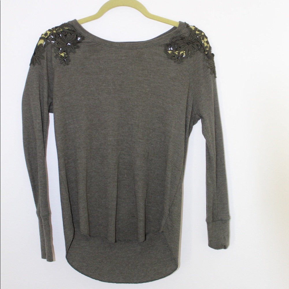 American eagle soft and sexy long sleeve shirt